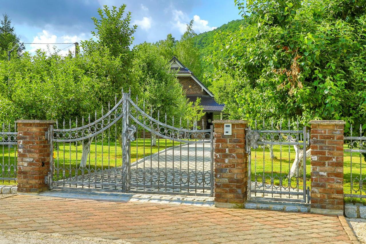 Holiday Home Villa Sara Bihać Exteriér fotografie